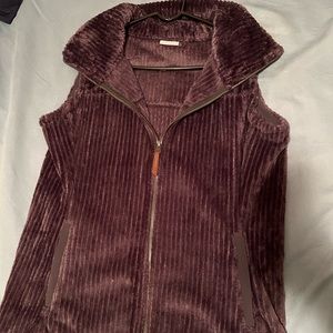 Columbia vest